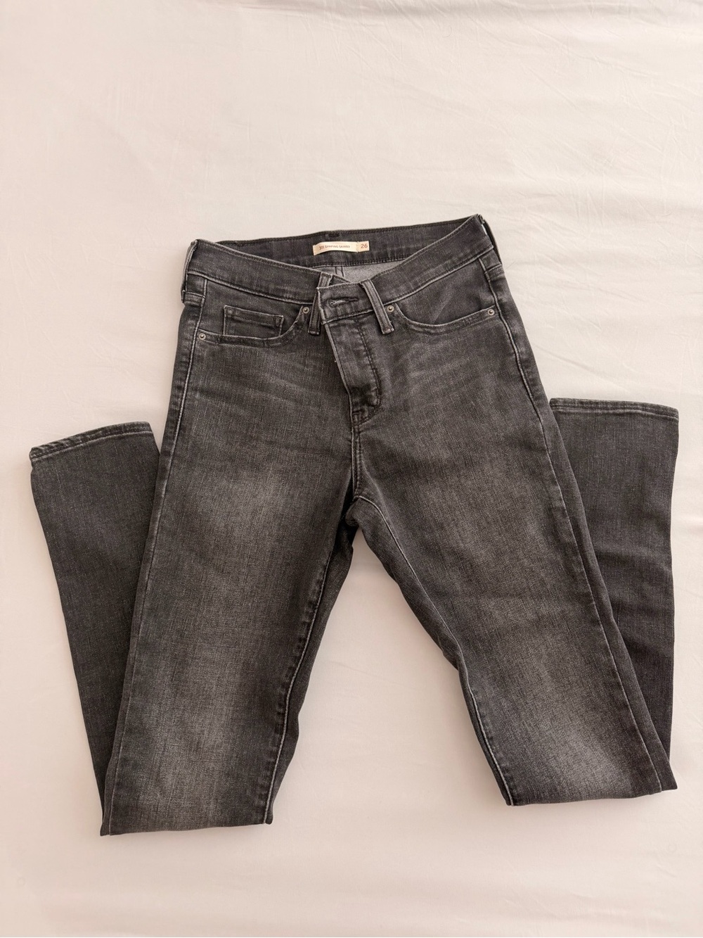Levi’s Slim Fit Women's Gray Skinny Jeans - Stretch Denim